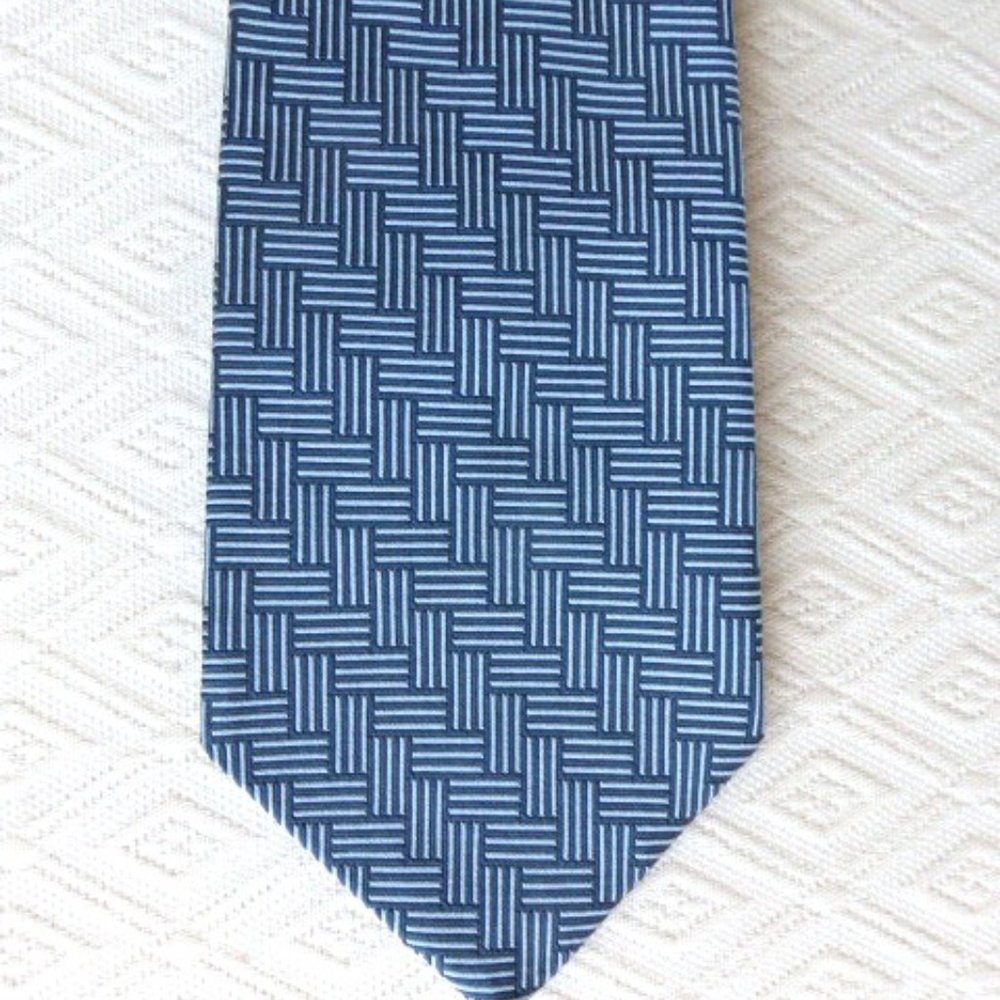 BROOKS BROTHERS blue gray English SILK TIE geomtric stripe